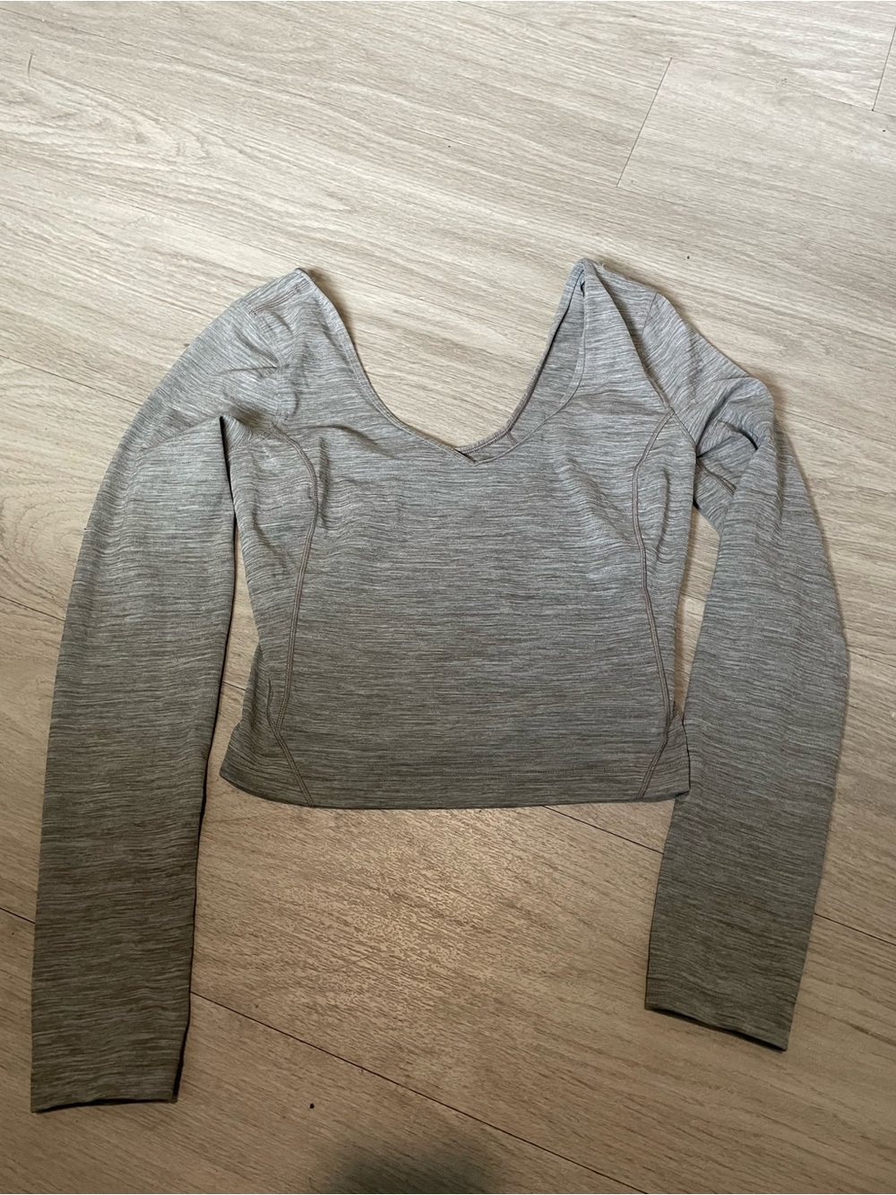 lululemon athletica Heathered Gray Cropped Scoop Neck Long Sleeve Top